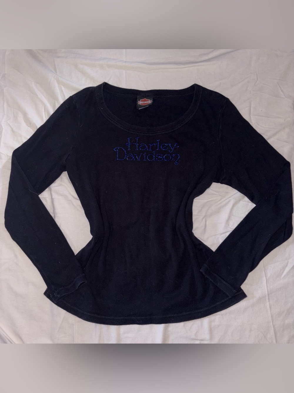 Vintage Harley-Davidson Black Long-Sleeve Tee with Blue Rhinestone Logo